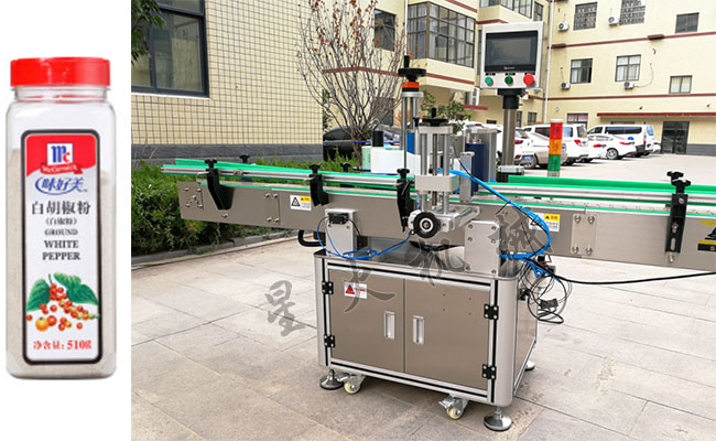 星火廠房全自動調味品貼標機實拍圖